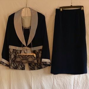 Ladies suit